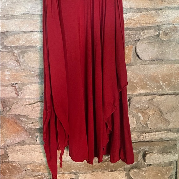 Elegant Red One-Shoulder Dress with wrap around sash. Large. - Picture 5 of 8